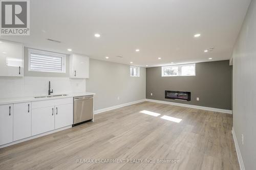 Lower - 144 East 44Th Street, Hamilton, ON - Indoor