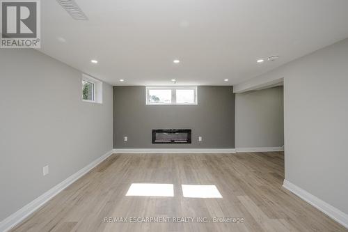 Lower - 144 East 44Th Street, Hamilton, ON - Indoor Photo Showing Other Room