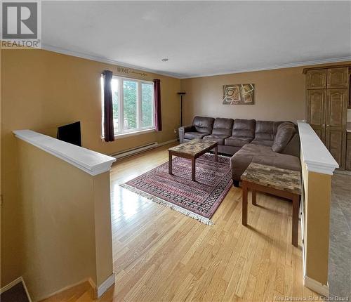 15 Tiffany Avenue, Bouctouche, NB - Indoor Photo Showing Living Room