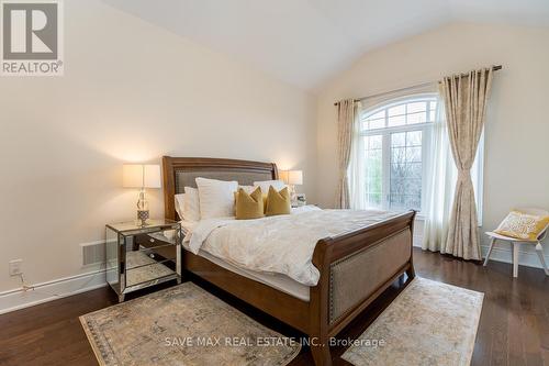 16 Layton Street, Brampton, ON - Indoor Photo Showing Bedroom