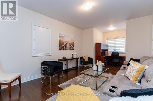 16 Layton Street, Brampton, ON - Indoor Photo Showing Living Room