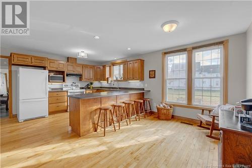 20 Floral Avenue, Sussex, NB - Indoor Photo Showing Kitchen