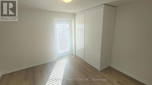 32 - 435 Hensall Circle, Mississauga, ON - Indoor Photo Showing Other Room