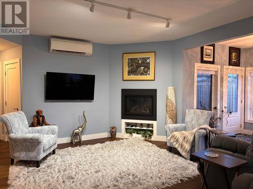 17 - 2380 9Th Avenue E, Owen Sound, ON - Indoor Photo Showing Living Room With Fireplace