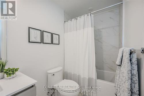 103 - 405 Dundas Street W, Oakville, ON - Indoor Photo Showing Bathroom