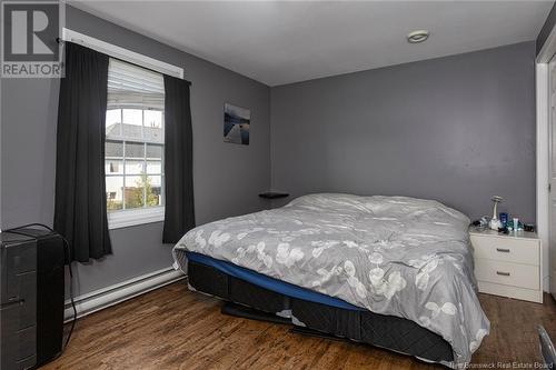 585-587 Pierre, Dieppe, NB - Indoor Photo Showing Bedroom