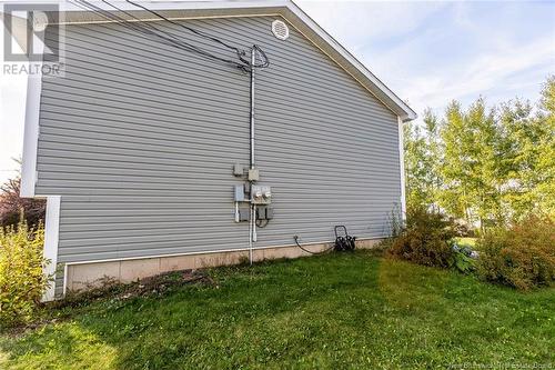 585-587 Pierre, Dieppe, NB - Outdoor