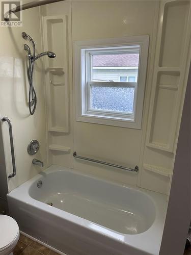 5 Elizabeth Street, Grand Falls-Windsor, NL - Indoor Photo Showing Bathroom