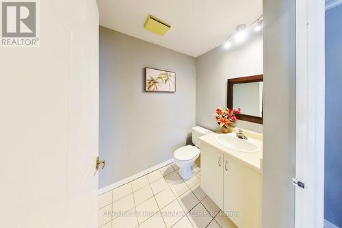 1003 - 570 Proudfoot Lane, London, ON - Indoor Photo Showing Bathroom