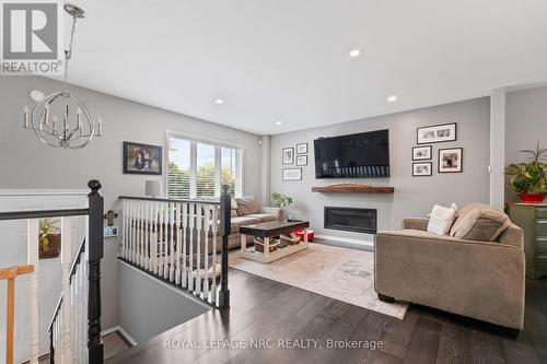 1041 Quaker Road, Pelham (662 - Fonthill), ON - Indoor Photo Showing Other Room With Fireplace