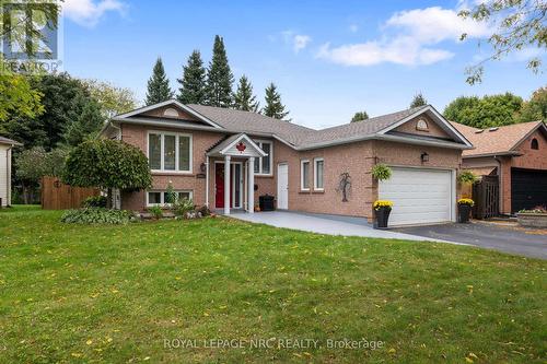 1041 Quaker Road, Pelham (662 - Fonthill), ON - Outdoor With Facade