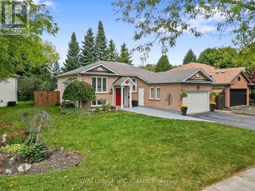 1041 Quaker Road, Pelham (662 - Fonthill), ON - Outdoor With Facade