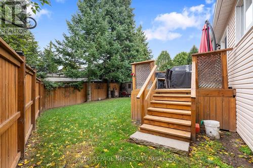 1041 Quaker Road, Pelham (662 - Fonthill), ON - Outdoor With Exterior