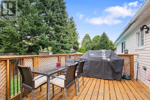 1041 Quaker Road, Pelham (662 - Fonthill), ON - Outdoor With Deck Patio Veranda With Exterior