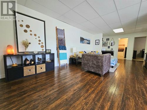 1 Clarke Drive, Pasadena, NL - Indoor Photo Showing Living Room