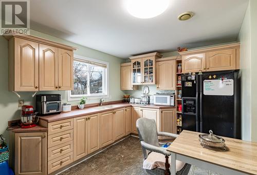 105 Logy Bay Road, St John'S, NL - Indoor Photo Showing Kitchen