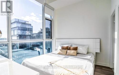 915 - 120 Parliament Street, Toronto, ON - Indoor Photo Showing Bedroom