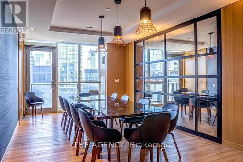 915 - 120 Parliament Street, Toronto, ON - Indoor Photo Showing Dining Room