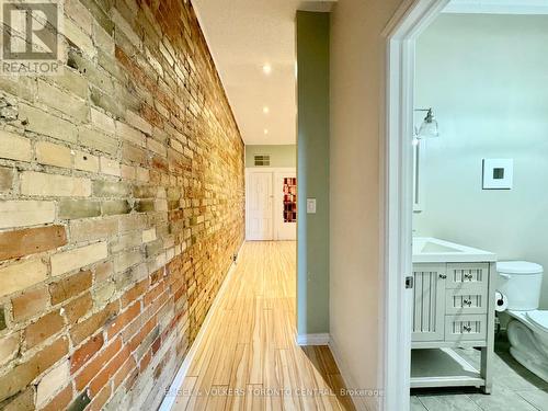 Main - 167 Carlton Street, Toronto, ON - Indoor Photo Showing Bathroom