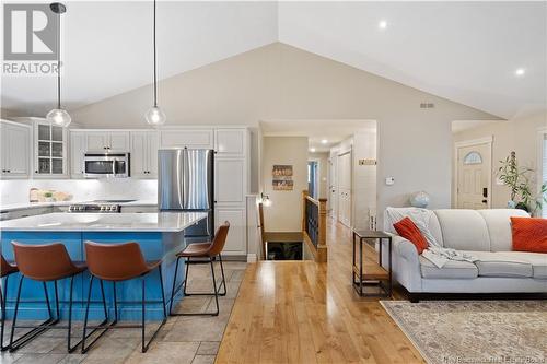 149 Rouse, Dieppe, NB - Indoor Photo Showing Kitchen With Stainless Steel Kitchen