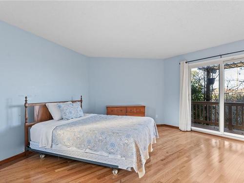 5590 Westdale Rd, Nanaimo, BC 