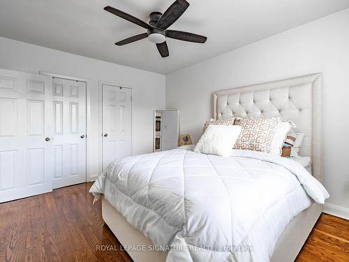 136 Regina Ave, Toronto, ON - Indoor Photo Showing Bedroom