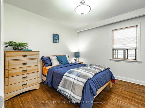 136 Regina Ave, Toronto, ON - Indoor Photo Showing Bedroom