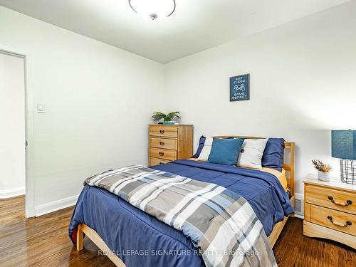 136 Regina Ave, Toronto, ON - Indoor Photo Showing Bedroom