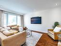 136 Regina Ave, Toronto, ON  - Indoor Photo Showing Living Room 