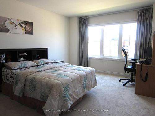 1685 Emberton Way, Innisfil, ON - Indoor Photo Showing Bedroom