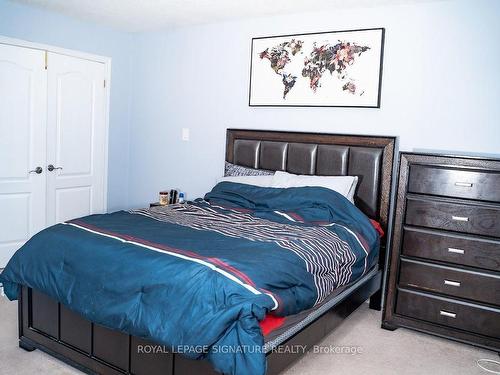 111 Preston Dr, Orangeville, ON - Indoor Photo Showing Bedroom