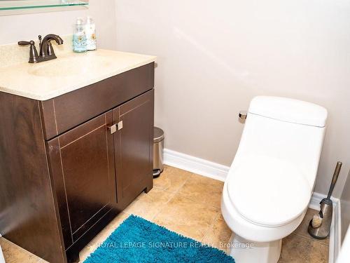 111 Preston Dr, Orangeville, ON - Indoor Photo Showing Bathroom