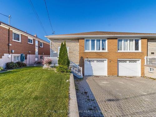 66 Arleta Ave, Toronto, ON - Outdoor