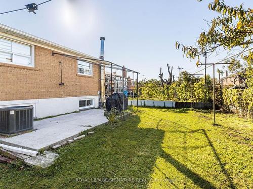 66 Arleta Ave, Toronto, ON - Outdoor