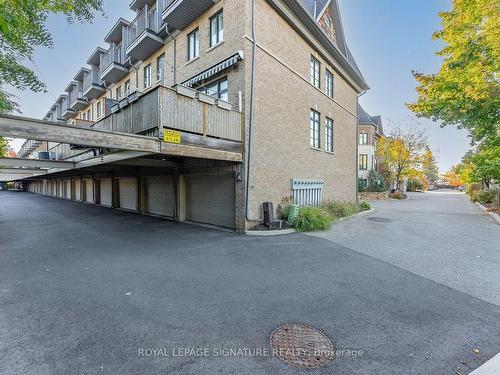 76 Lobo Mews, Toronto, ON - Outdoor