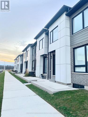 113 - 175 Doan Drive, Middlesex Centre (Kilworth), ON - Outdoor