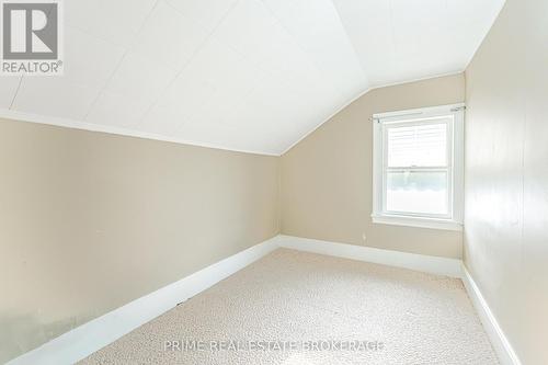 10701 Lamont Drive, Middlesex Centre (Komoka), ON - Indoor Photo Showing Other Room