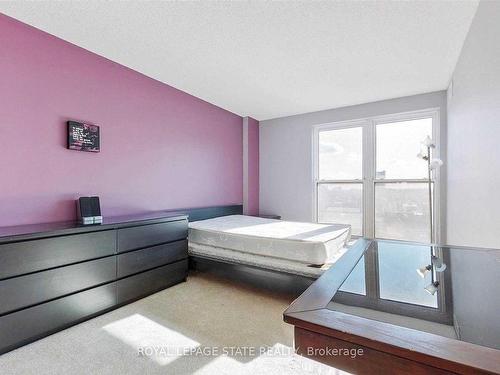 608-135 James St S, Hamilton, ON - Indoor Photo Showing Bedroom