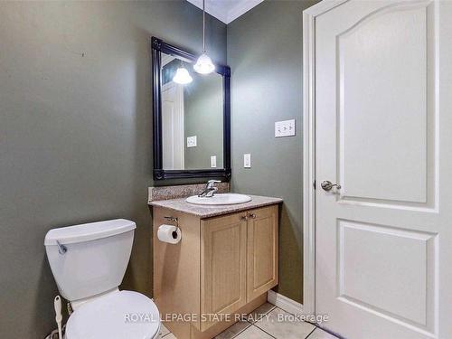 608-135 James St S, Hamilton, ON - Indoor Photo Showing Bathroom