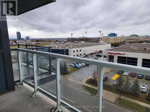 602 - 10 Honeycrisp Crescent, Vaughan, ON - Outdoor With View