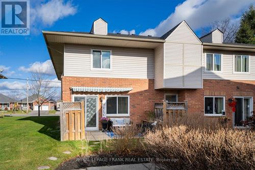 16 - 1 Testa Road, Uxbridge, ON - Outdoor