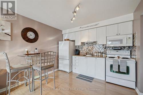 16 - 1 Testa Road, Uxbridge, ON - Indoor Photo Showing Kitchen