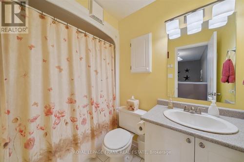 16 - 1 Testa Road, Uxbridge, ON - Indoor Photo Showing Bathroom