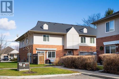 16 - 1 Testa Road, Uxbridge, ON - Outdoor