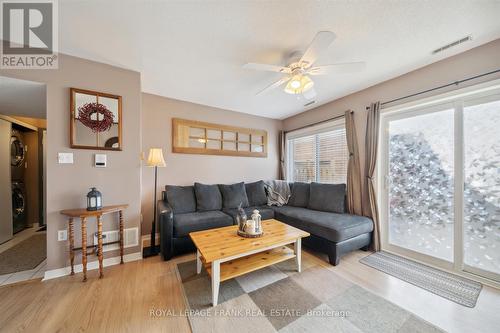 16 - 1 Testa Road, Uxbridge, ON - Indoor Photo Showing Living Room