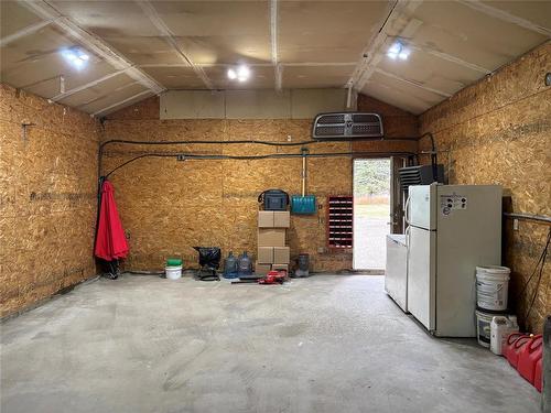 275 Alice Avenue, Miniota, MB - Indoor Photo Showing Garage