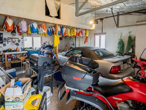 Garage - 807 Route 199, Les Îles-De-La-Madeleine, QC - Indoor Photo Showing Garage