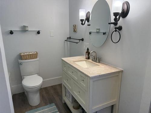 3325 Kam Current Road, Thunder Bay ( Kaministiquia ), ON - Indoor Photo Showing Bathroom