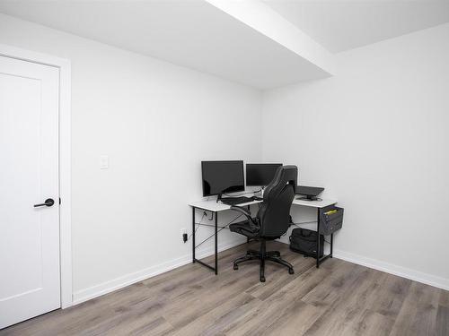 1825 Rosslyn Road, Thunder Bay, ON - Indoor Photo Showing Office