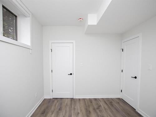 1825 Rosslyn Road, Thunder Bay, ON - Indoor Photo Showing Other Room